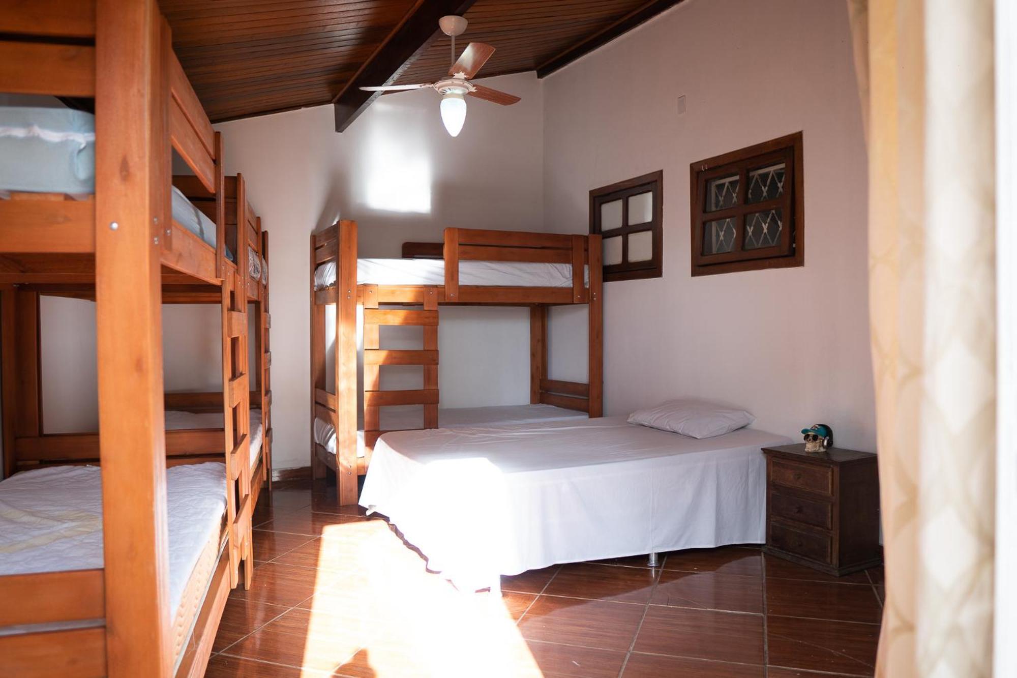 Woods Hostel Белу-Оризонти Номер фото