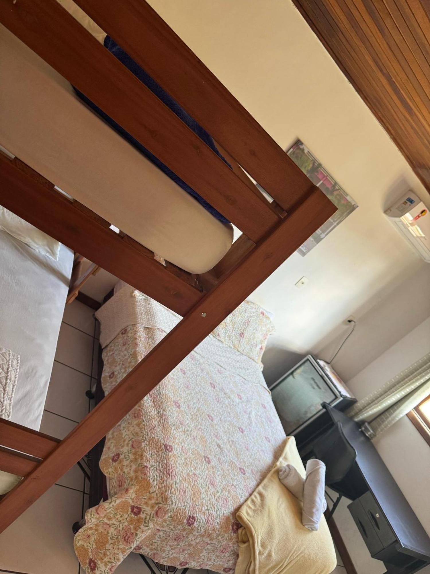 Woods Hostel Белу-Оризонти Экстерьер фото